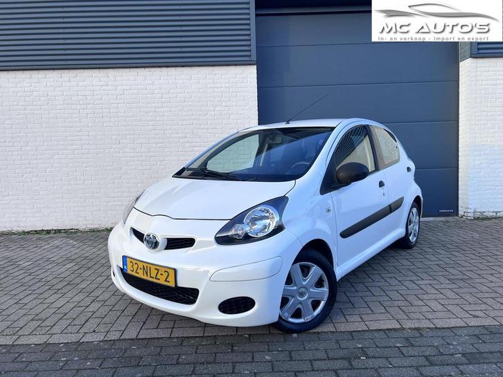 Toyota Aygo 1.0-12V NWE KOPPELING|NWE APK| CARPLAY|Airco|Ele, Auto's, Toyota, Bedrijf, Te koop, Aygo, ABS, Airbags, Alarm, Radio