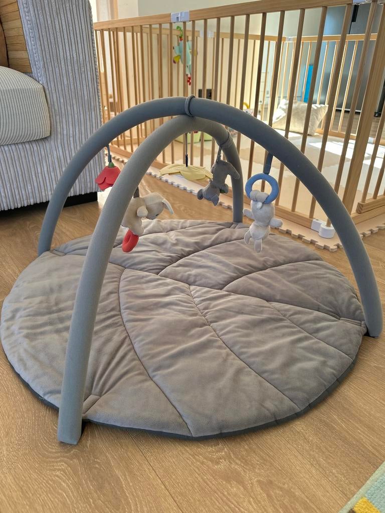 IKEA GULLIGAST Babygym met speelkleed en speeltjes, Kinderen en Baby's, Ophalen of Verzenden, Zo goed als nieuw, Babygym