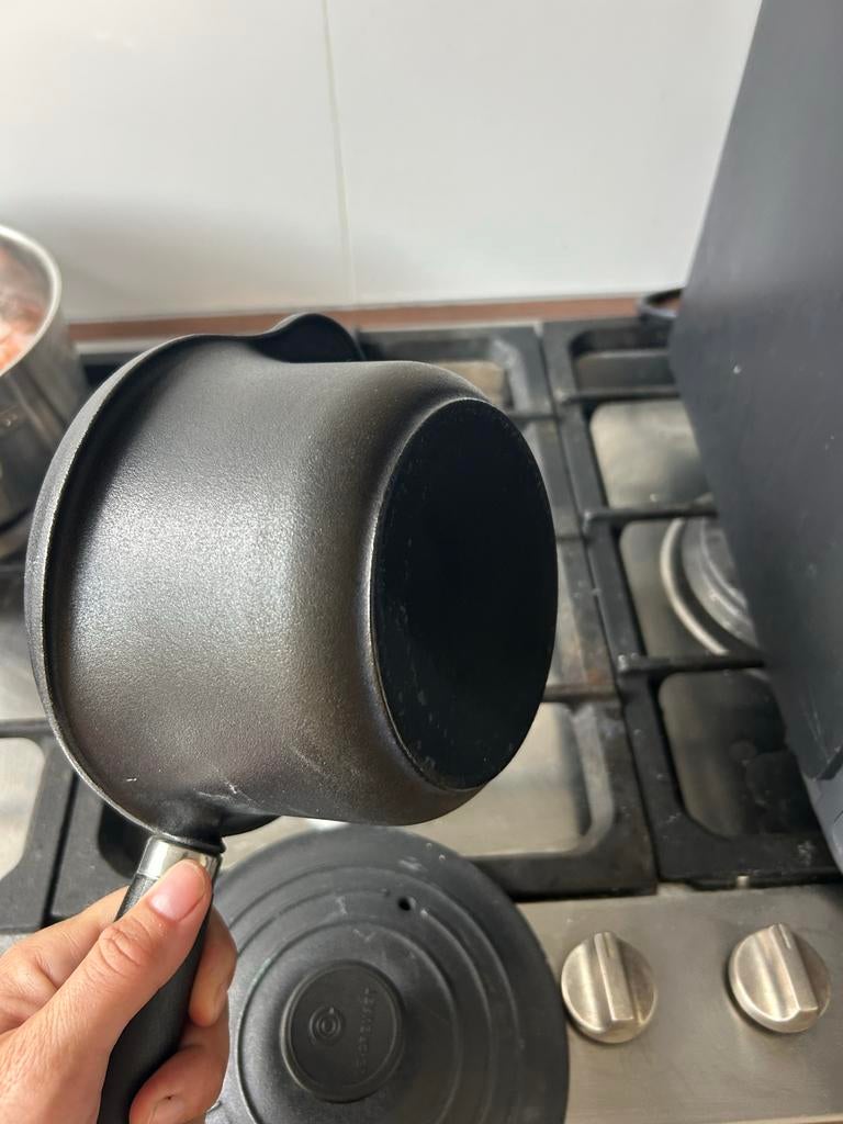 Le Creuset Sauspan 16 cm - Gietijzer, Kookpan of Snelkookpan, Gebruikt, Ophalen of Verzenden, Gietijzer