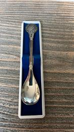 Lepeltje gezinsverzorger, Antiek en Kunst, Antiek | Bestek, Ophalen of Verzenden