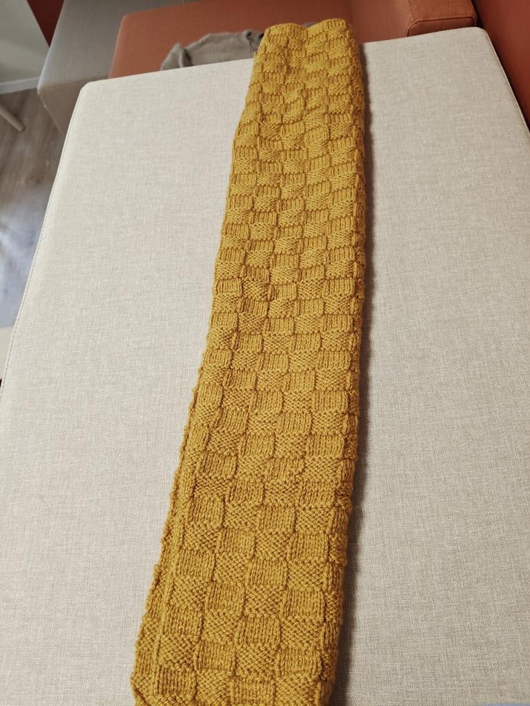 Mooie gebreide kindersjaal - Geel, Ophalen, Zo goed als nieuw, Jongetje of Meisje, Sjaal