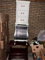 Diverse kastjes, Ophalen, Minder dan 50 cm, Gebruikt, Met lade(s)