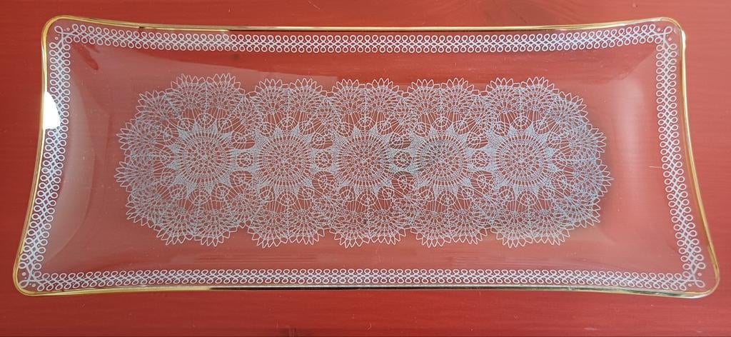 Glazen cake schaal met kantpatroon, 29,5 x 12,3 cm, Antiek en Kunst, Antiek | Glas en Kristal, Ophalen of Verzenden