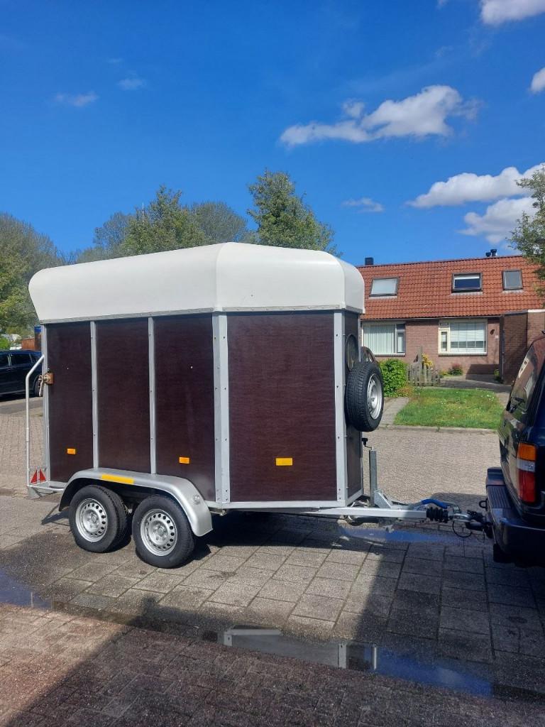 Paardentrailer 1.5 paards, Ophalen, Zo goed als nieuw, Hout, 1½-paards trailer