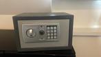 Compacte Kluis met Cijferslot - Ideaal voor Thuis of Kantoor, Ophalen of Verzenden, Gebruikt, Brandkast