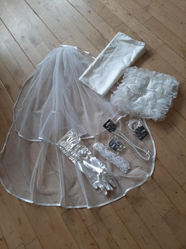 Bruidsaccessoires, Ophalen, ., Wit, Zo goed als nieuw