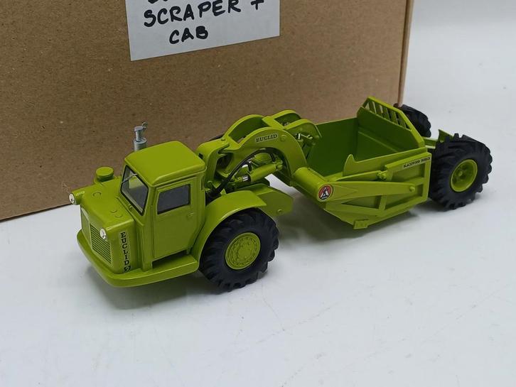 DAN Models Euclid S7 scraper met cab, Hobby en Vrije tijd, Modelauto's | 1:50, Zo goed als nieuw, Bus of Vrachtwagen, Overige merken
