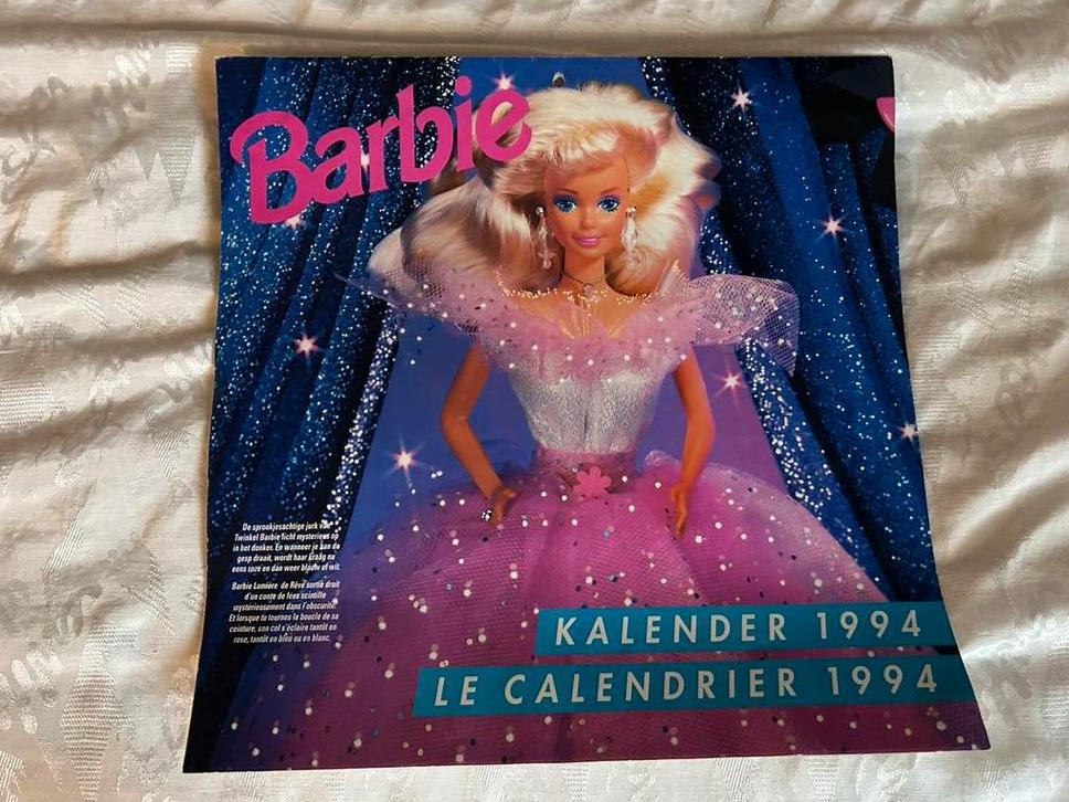 Jaarkalender van Barbie uit 1994 ( in mooie staat, Ophalen of Verzenden, Zo goed als nieuw