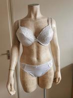 162 .. nieuw setje van bpc maat 95 D slip maat 48 - 50, Kleding | Dames, Grote Maten, Wit, Nieuw, Ophalen of Verzenden, Lingerie of Zwemkleding