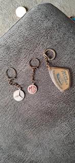 Vintage Sleutelhangers: Mercedes, MG, Peugeot 204, Verzamelen, Sleutelhangers, Ophalen of Verzenden, Gebruikt, Merk