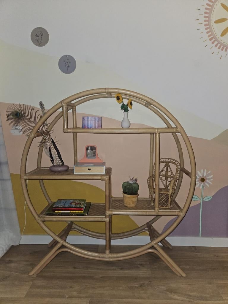 Leuke ronde Rotan kast / Boekenkast, Ophalen, Gebruikt, 50 tot 100 cm, 25 tot 50 cm