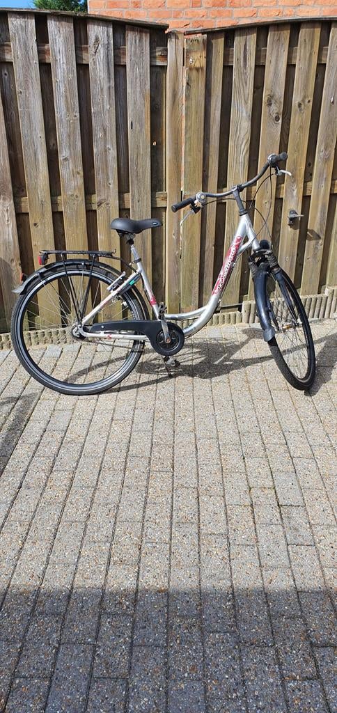 Dames fiets, Ophalen