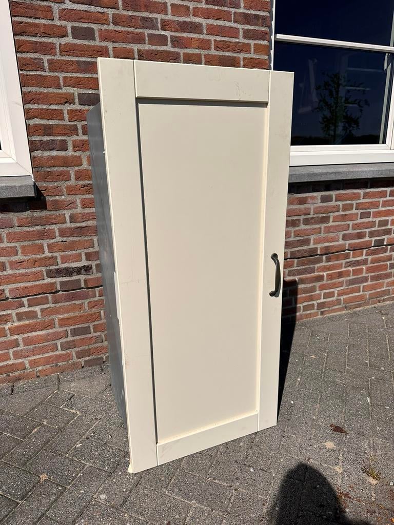 Siemens iQ100 inbouwkoelkast, Ophalen, 120 tot 140 cm, 100 tot 150 liter, Energieklasse A of zuiniger