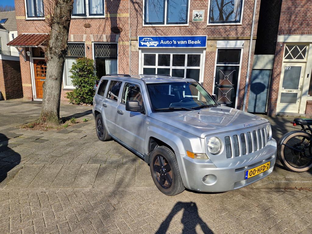 Jeep Patriot 2.4 Sport Adventure 4x4, Auto's, Jeep, 450 kg, Gebruikt, 4 cilinders, 1465 kg
