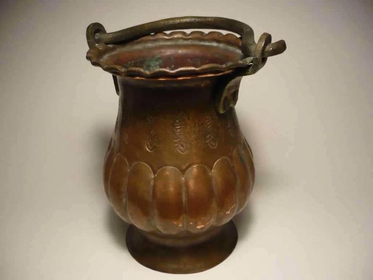 Antiek, rood koperen hengsel pot, Arabisch., Antiek en Kunst, Antiek | Overige Antiek, Ophalen of Verzenden