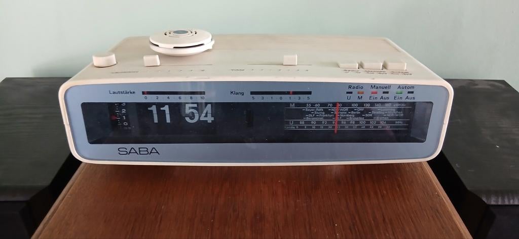 Wekker radio met externe box jaren 70, Ophalen of Verzenden