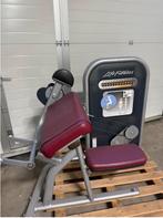 Life Fitness Circuit Bicep curl / Biceps machine, Ophalen, Benen, Gebruikt, -