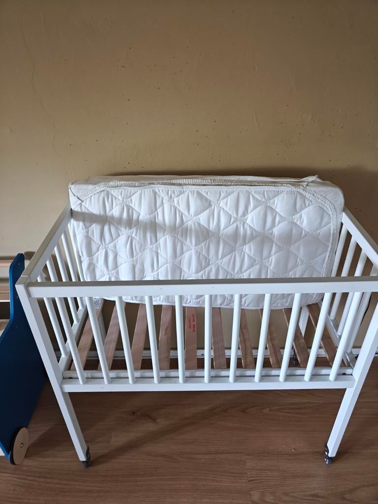 Babybedje, Kinderen en Baby's, Babywiegjes en Ledikanten, Ophalen, Ledikant