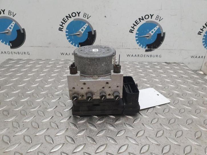 PEUGEOT 208 1.2 VTi Envy  ABS POMP  2014, Auto-onderdelen, Overige Auto-onderdelen, Gebruikt, ARN erkend, Stiba lid, Erkend duurzaam