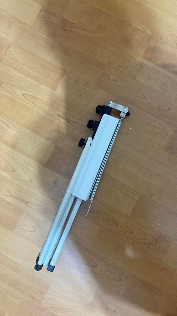 Lessenaar, Ophalen, Gebruikt, Muziekstandaard, Overige instrumenten