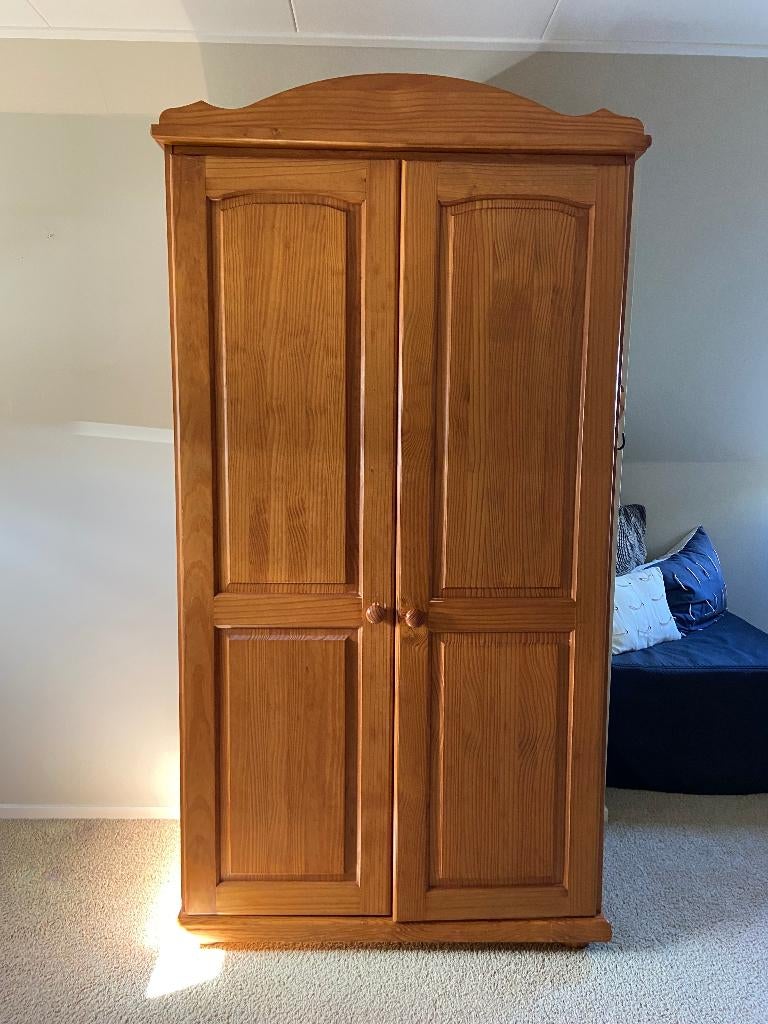 Grenen kledingkast, Huis en Inrichting, Ophalen, Met deur(en), Gebruikt, 50 tot 100 cm