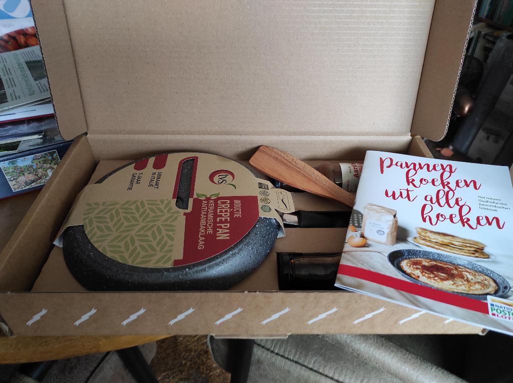 Pannenkoekenpan crepe pan met toebehoren, Verzenden, Nieuw, Overige materialen, Overige typen