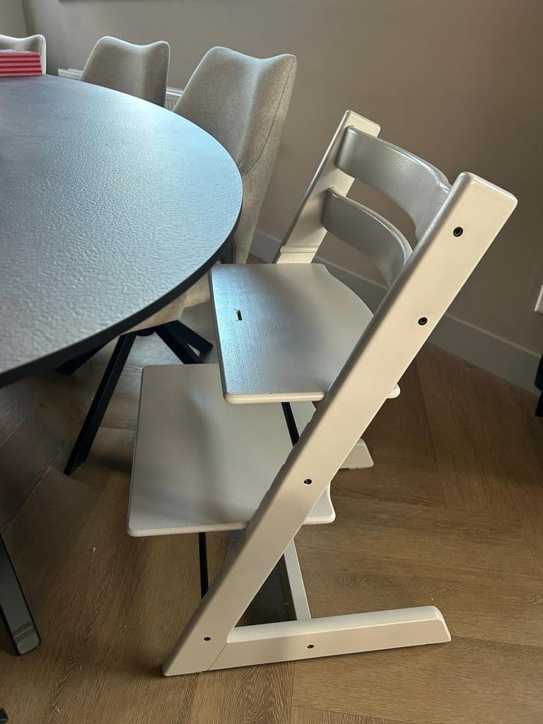 Tripp Trapp Stoel - als nieuw - bieden vanaf 85€, Kinderen en Baby's, Kinderstoelen, Ophalen, Zo goed als nieuw, Meegroeistoel
