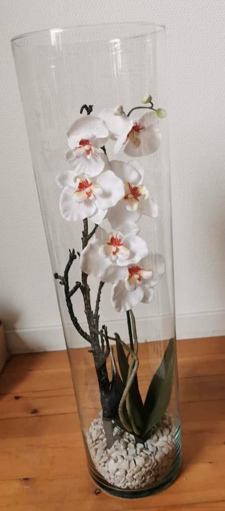 Grote vaas met kunst orchidee te koop. Compleet, Huis en Inrichting, Woonaccessoires | Vazen, Ophalen, Overige kleuren, 50 tot 75 cm
