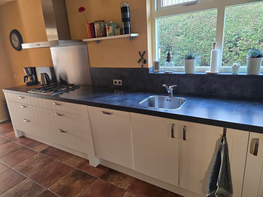 Complete keuken met inbouwapparatuur, Ophalen, Gebruikt, Enkelwandige keuken, Kunststof