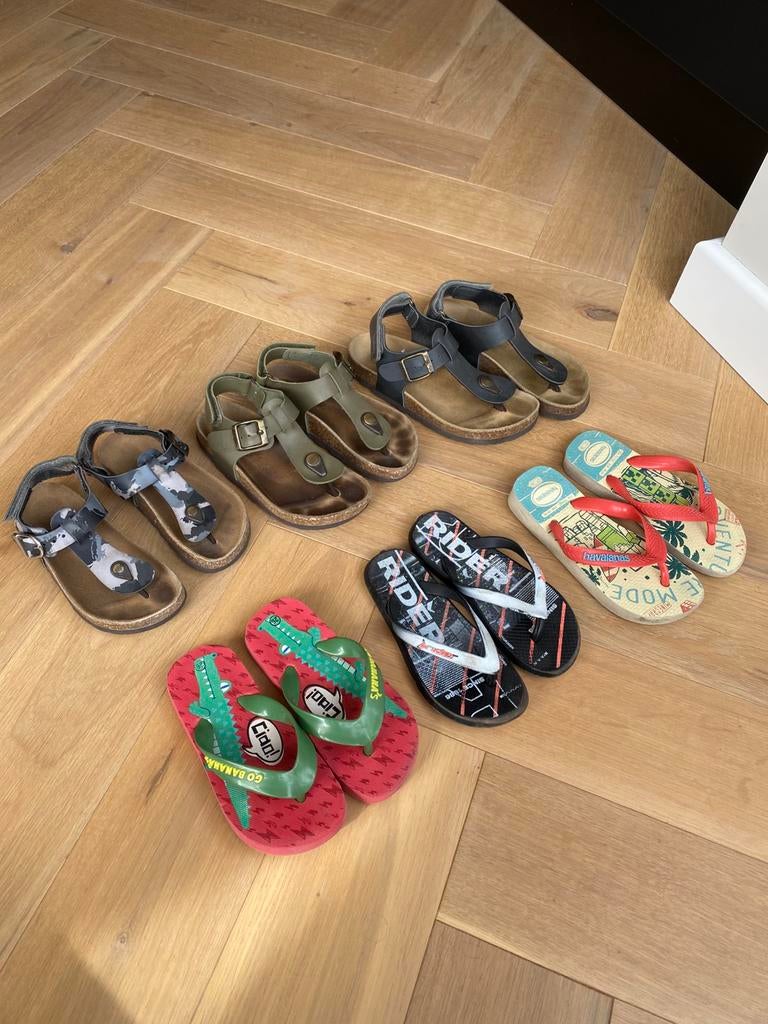 Leuke sandalen&slippers, diverse maten, jongen, nette staat, Ophalen of Verzenden, Gebruikt, Jongen