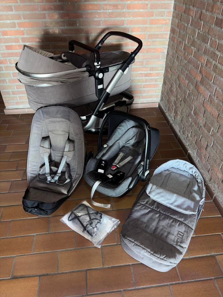 Joolz Geo2 kinderwagen complete set, Gebruikt, Verstelbare duwstang, Ophalen, Kinderwagen