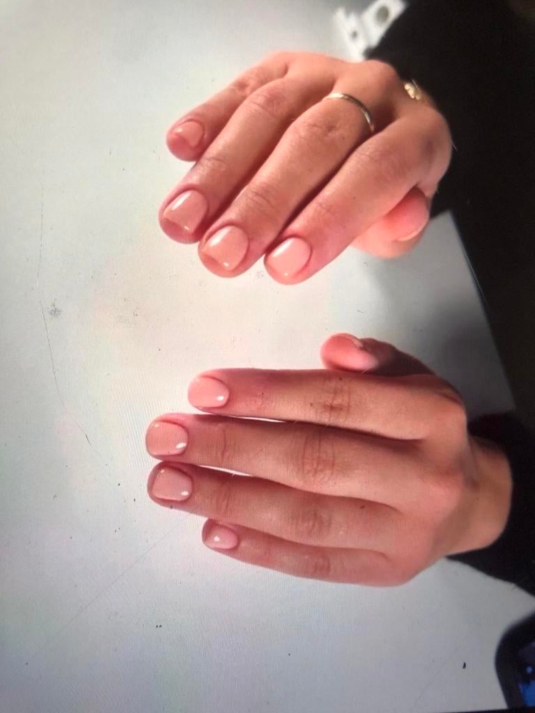 Wimperextensions en nagels & allround kapster, Ophalen of Verzenden, Nieuw, Wit, Handen en Nagels