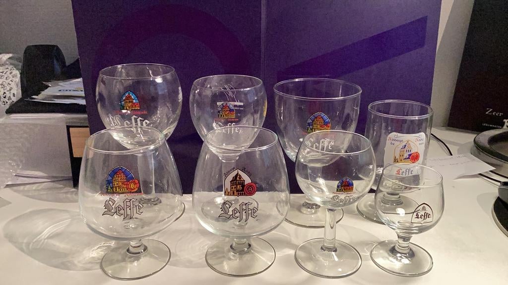 Set Leffe Bierglazen, Ophalen of Verzenden, Zo goed als nieuw, Glas of Glazen, Leffe
