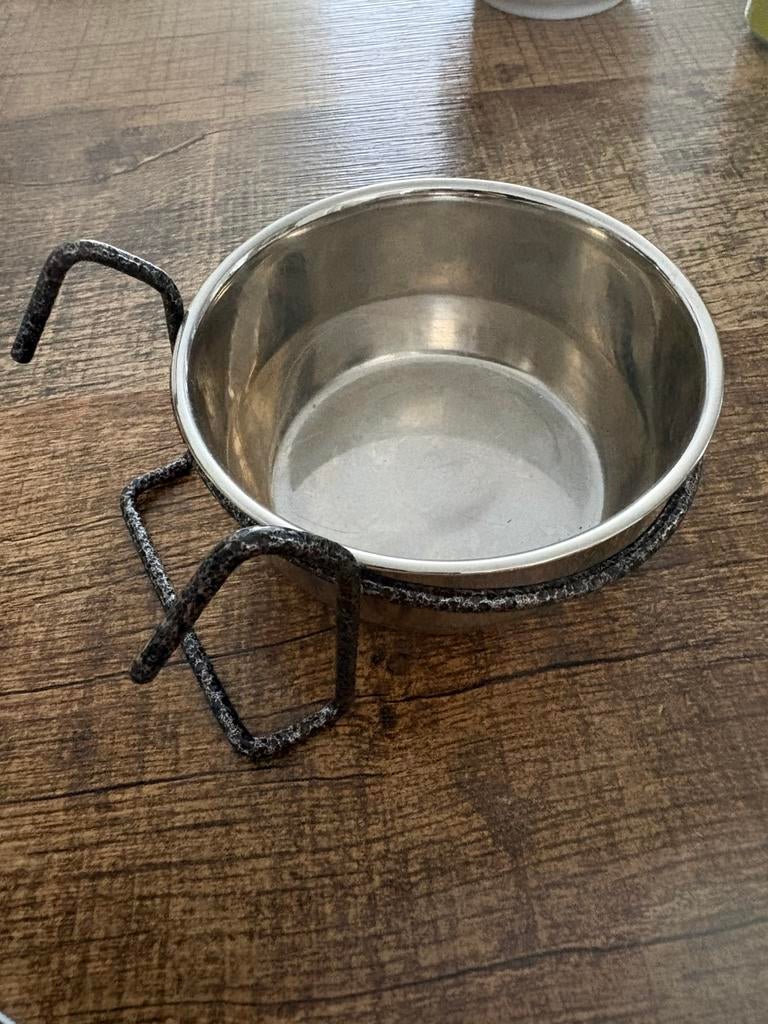 Klein voer / drinkbakje, Dieren en Toebehoren, Hondenvoerbakken en Drinkbakken, Ophalen of Verzenden, Zo goed als nieuw