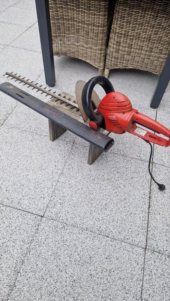 Jonsered elektrische heggenschaar, Ophalen of Verzenden, Gebruikt, Elektrisch