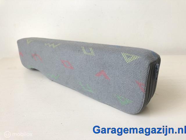 Armleuning linksvoor Volkswagen Caddy 2012 gebruikt grijs, Gebruikt, Volkswagen, Ophalen of Verzenden, Volkswagen