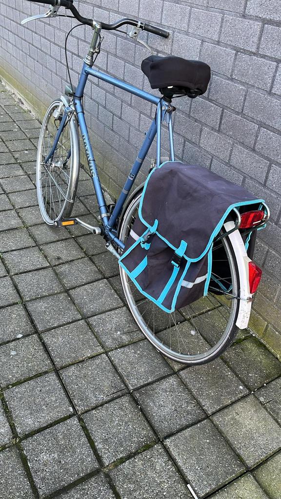 Nette fıets Batavus, Fietsen en Brommers, Fietsen | Heren | Herenfietsen, Ophalen of Verzenden, Zo goed als nieuw, Batavus, Versnellingen