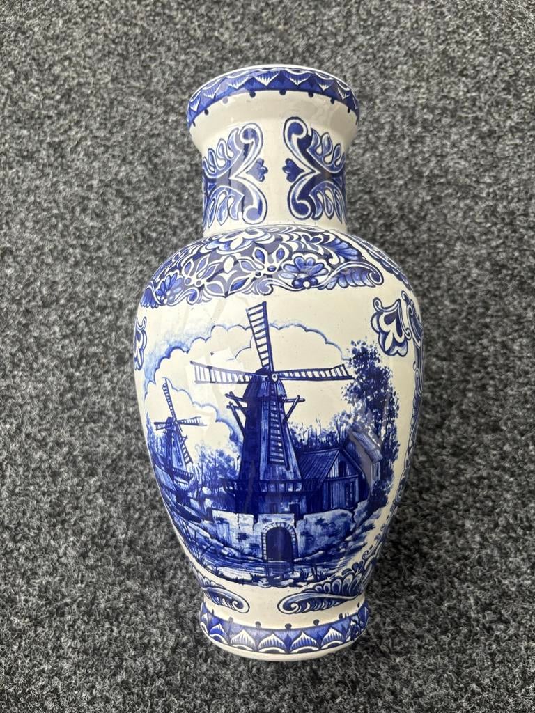 Delfts blauwe vaas met molens, Antiek en Kunst, Ophalen