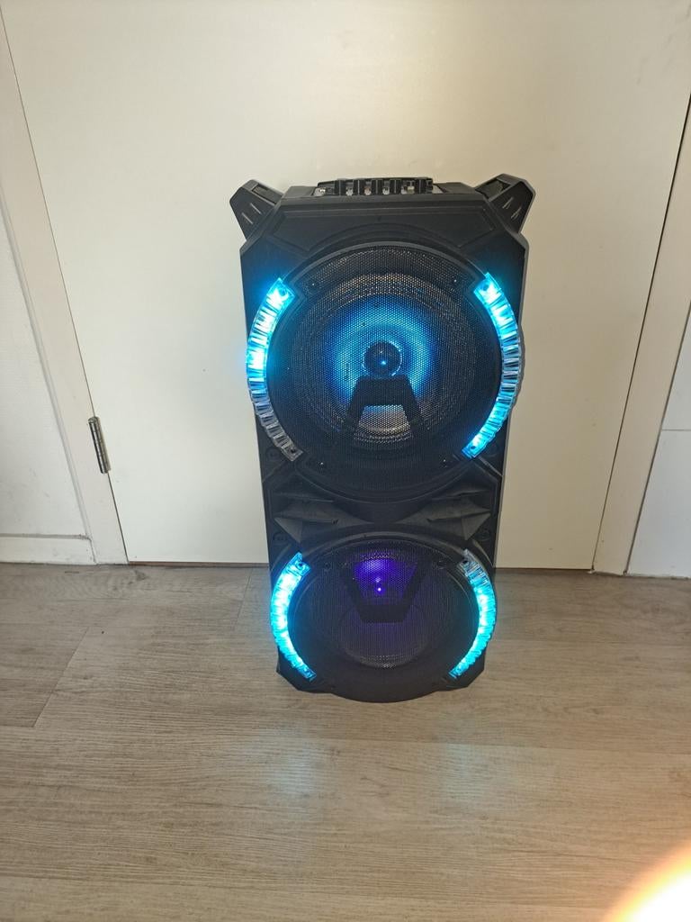 Bluetooth speaker met lichteffecten merk  fenton, Ophalen