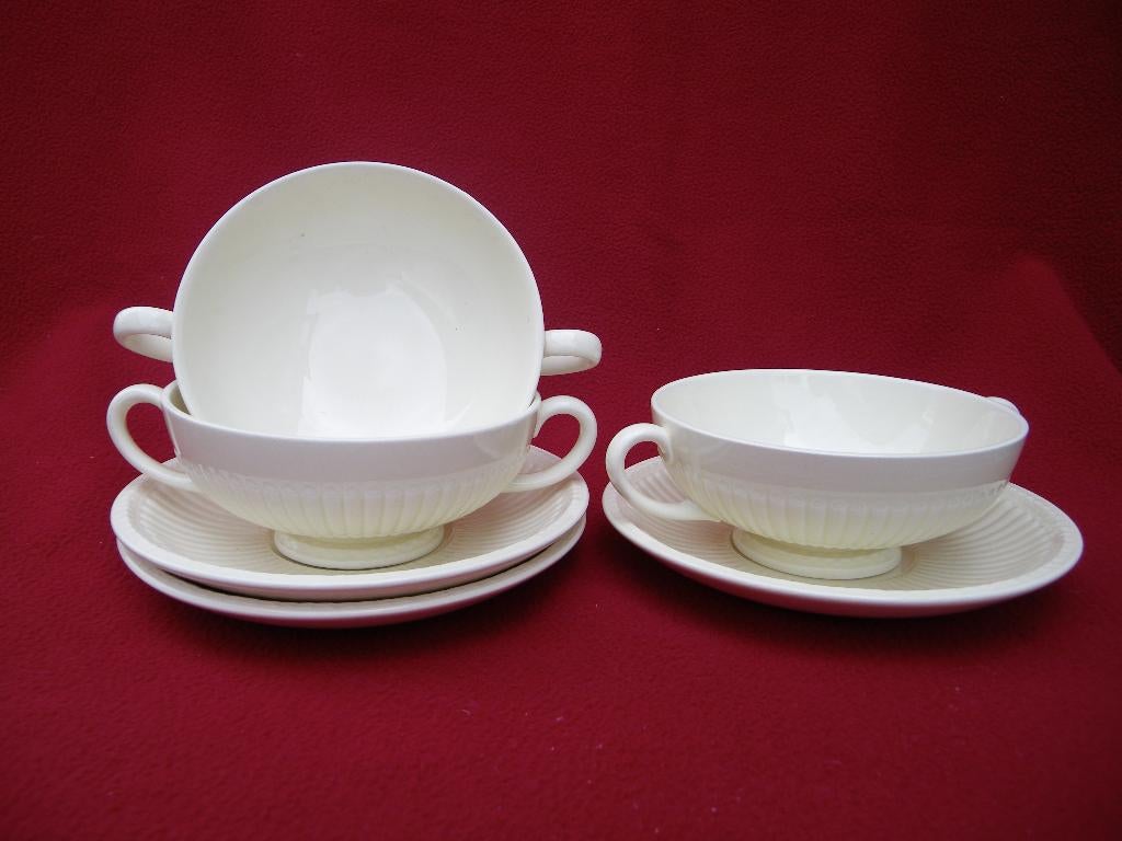 Wedgwood EDME  3 puntgave soepkop en schotels, Ophalen of Verzenden, Zo goed als nieuw, Kom(men), Wedgwood
