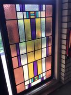Zeer mooi groot glas in lood raam in origineel kozijn., Ophalen