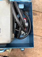 Bosch Boor- en Schroefmachine met 2 accu's en lader, Doe-het-zelf en Verbouw, Gereedschap | Boormachines, Ophalen of Verzenden