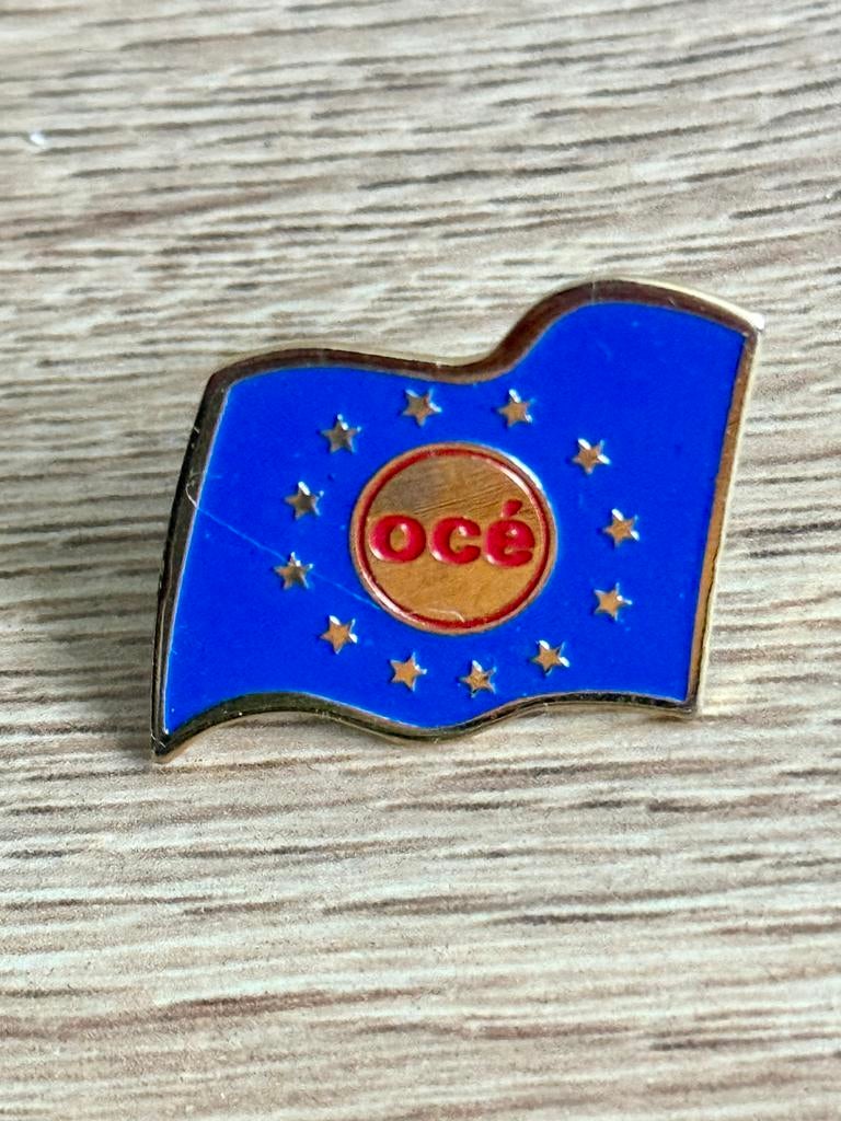 Oce Vintage Pin, Ophalen of Verzenden, Gebruikt, Overige onderwerpen, Speldje of Pin
