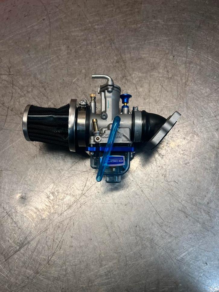 24mm keihin carburateur met polini draaibaar spruitstuk, Motoren, Tuning en Styling, Ophalen of Verzenden