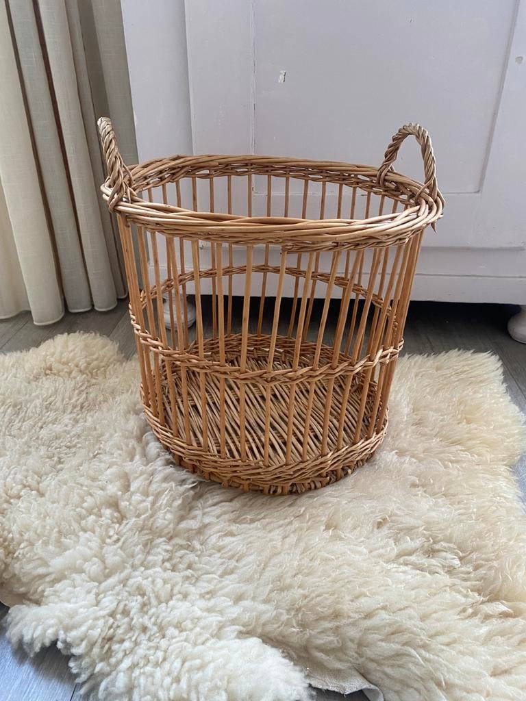 Vintage rieten mand, Huis en Inrichting, Ophalen, Mand, Rond, Zo goed als nieuw
