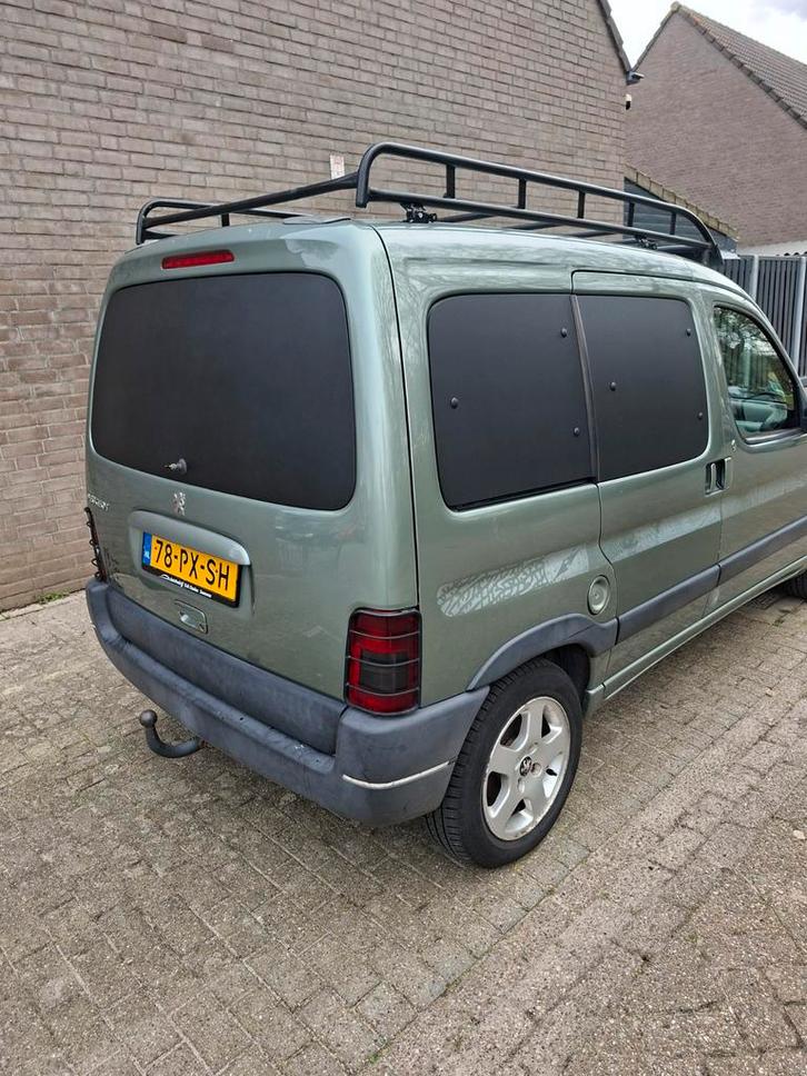 Peugeot Partner 1.6 16V XT Combi 2005 Groen, Auto's, Bestelauto's, Particulier, Benzine, D, Handgeschakeld, Origineel Nederlands
