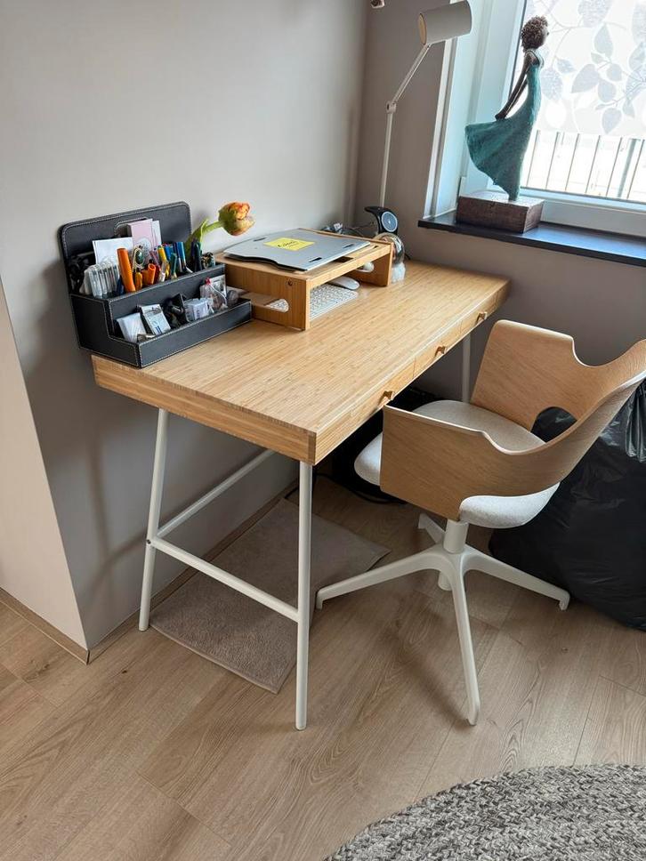 IKEA Fjällberget bureaustoel en Lillåsen bureau, Huis en Inrichting, Bureaus, Gebruikt, Bureau, Ophalen
