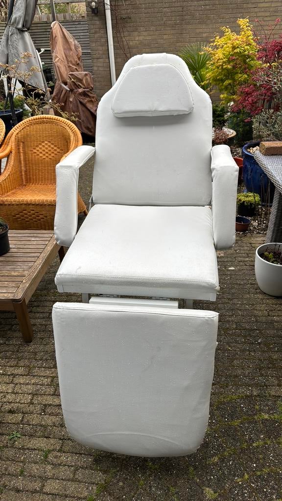 Massagestoel, Ophalen, Zo goed als nieuw, Massagestoel of Kussen