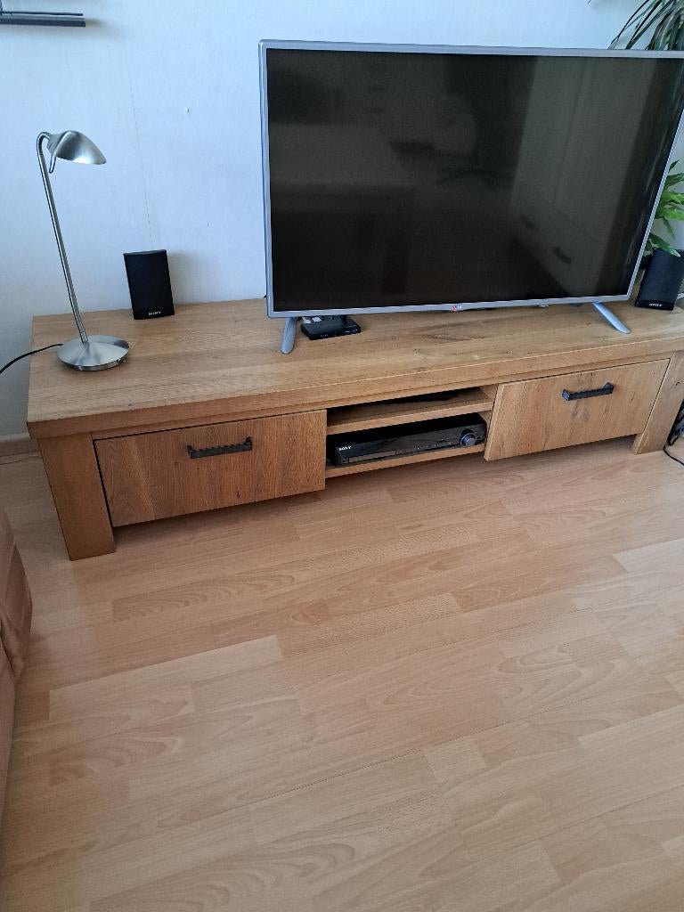 Massief eiken TV dressoir, Ophalen, 150 tot 200 cm, Eikenhout, Zo goed als nieuw