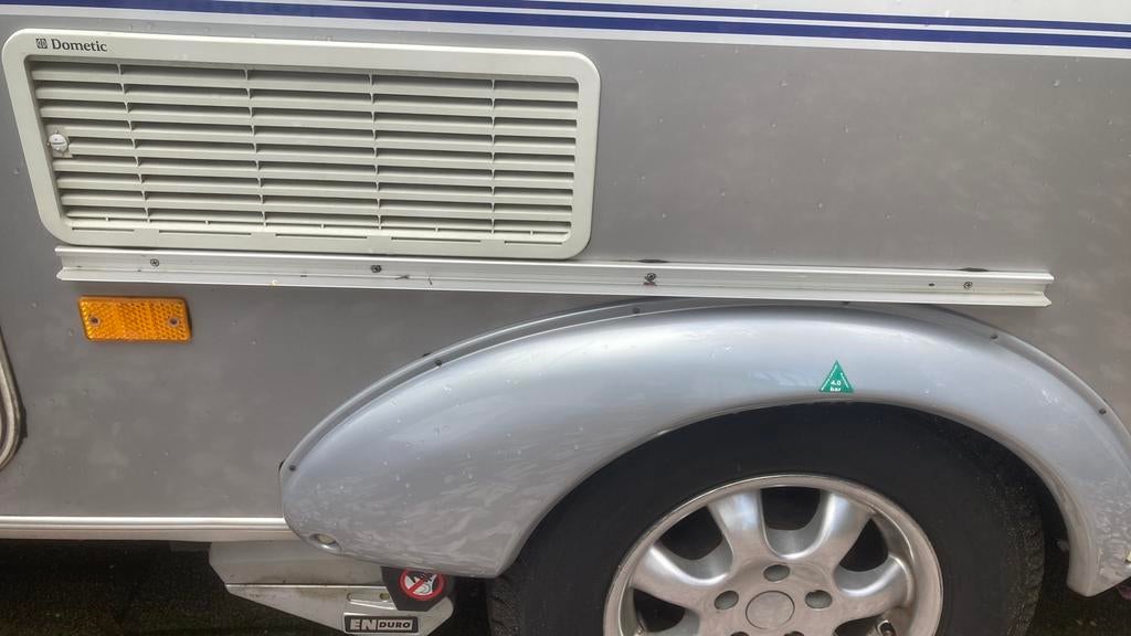 Rails voor caravan tafel, Caravans en Kamperen, Caravan accessoires, Gebruikt, Ophalen of Verzenden